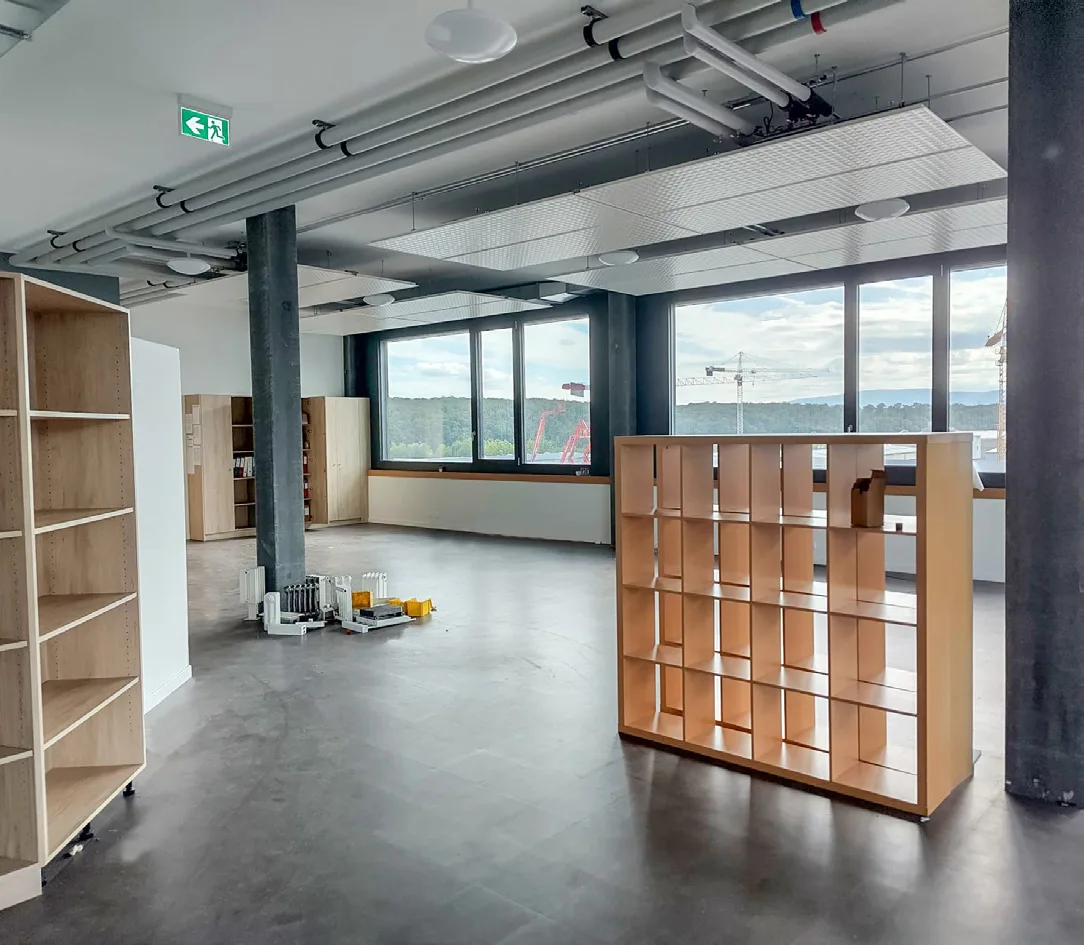 Plateau d’activités modulable avec mobilier